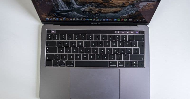 f-строки vs регулярные выражения: коварная битва синтаксиса