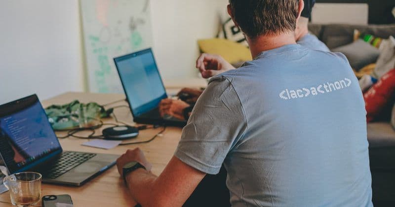 ChatManager: как научить бота помнить, где ему работать